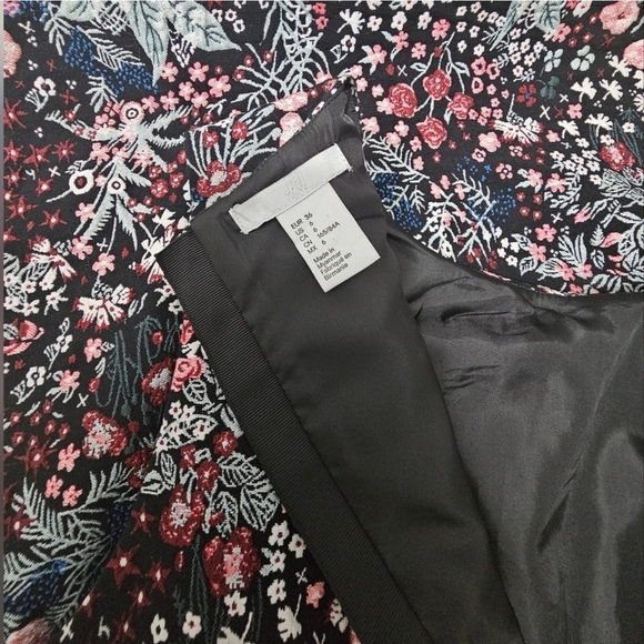 H&M Floral Embroidery Sleeveless Dress - Picture 14 of 16